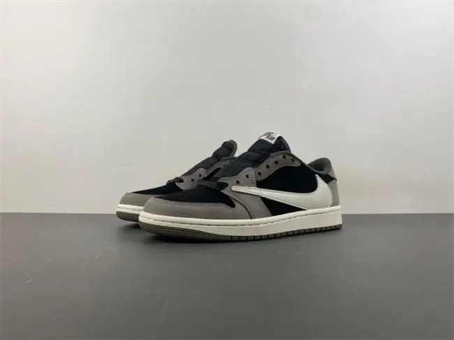 Travis Scott x Air Jordan