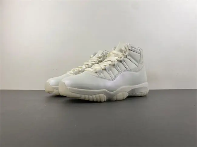 Air Jordan 11