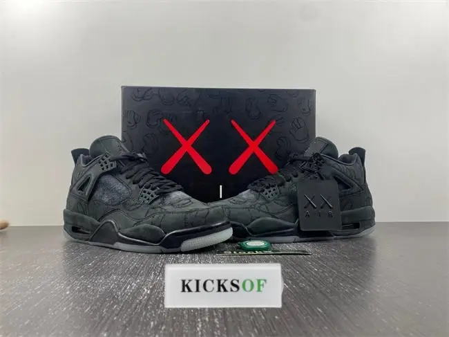 AIR JORDAN 4 RETRO KAWS 930155 