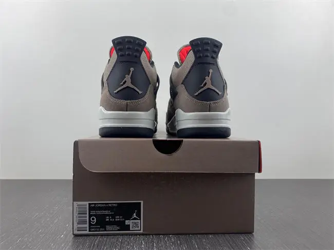 Jordan 4 Retro Taupe Haze 