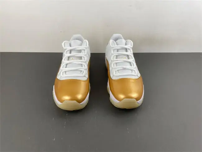 Air Jordan 11 Low
