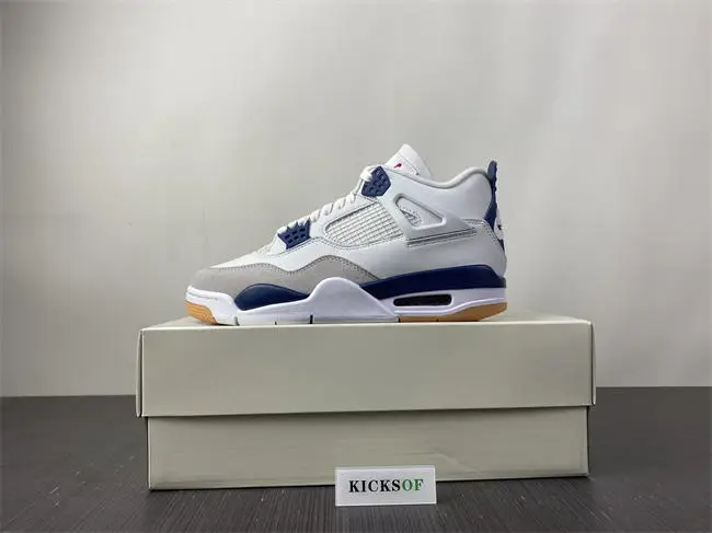 Nike SB x Air Jordan 4 “Navy” 