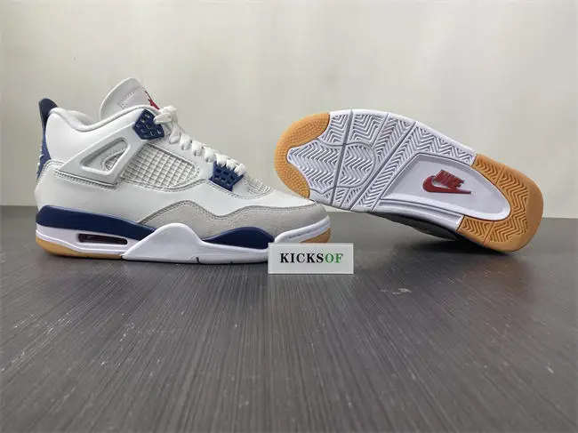 Nike SB x Air Jordan 4 “Navy” 