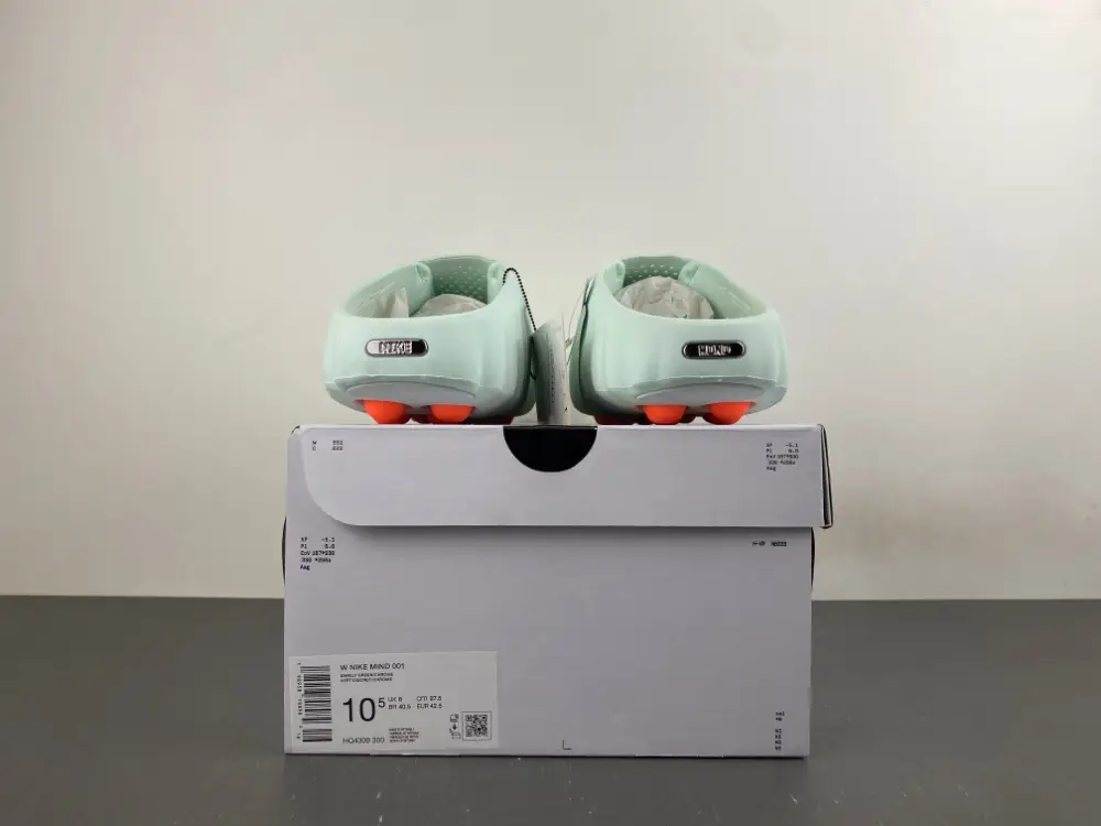 Nike Mind 001「Barely 